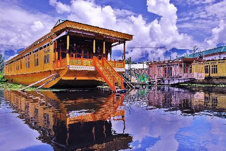 Srinagar - Paradise on Earth