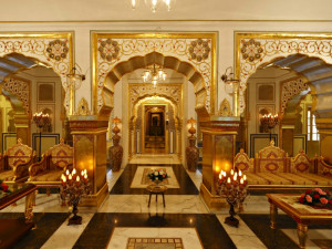 shahi-mahal-suite-raj-palace-hotel