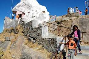 attractions-Guru-Shikhar-Mount-Abu