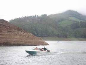 elephant-lake, munnar