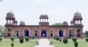 attractions--Agra