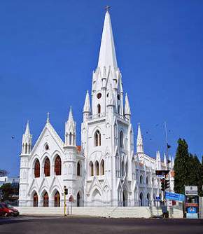 attractions-Santhome-Cathedral-Basilica-Chennai