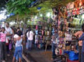 attractions-Markets-and-Bazaars-Mumbai