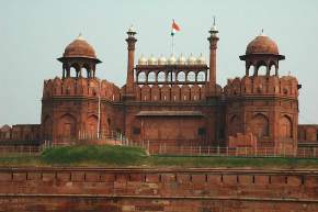 attractions-Red-Fort-Delhi