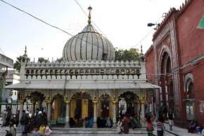 attractions-Nizamuddin-Dargah-Delhi