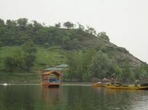 attractions-Khanqah-e-Molla-Srinagar