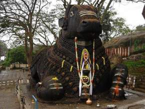 attractions-Bull-Temple-Bangalore