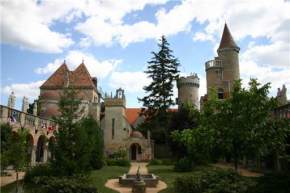 attractions--Hungary