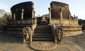 attractions-Anuradhapura-Sri-Lanka