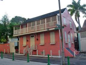 balcony-house-bahamas