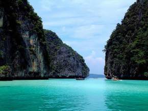 attractions-Koh-Phi-Phi-Thailand