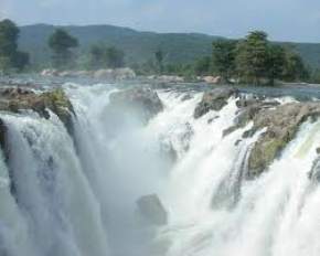 Jalagamparai Falls, Yelagiri