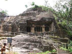 pandava-caves, pachmarhi