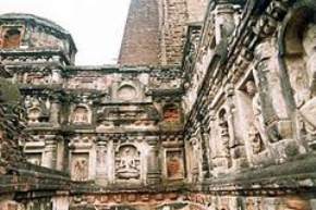attractions--Nalanda