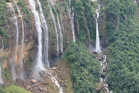 Nohkalikai Falls Cherrapunjee, 
			cherrapunji sightseeing