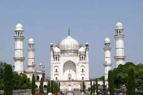 mosque-in-aurangabad