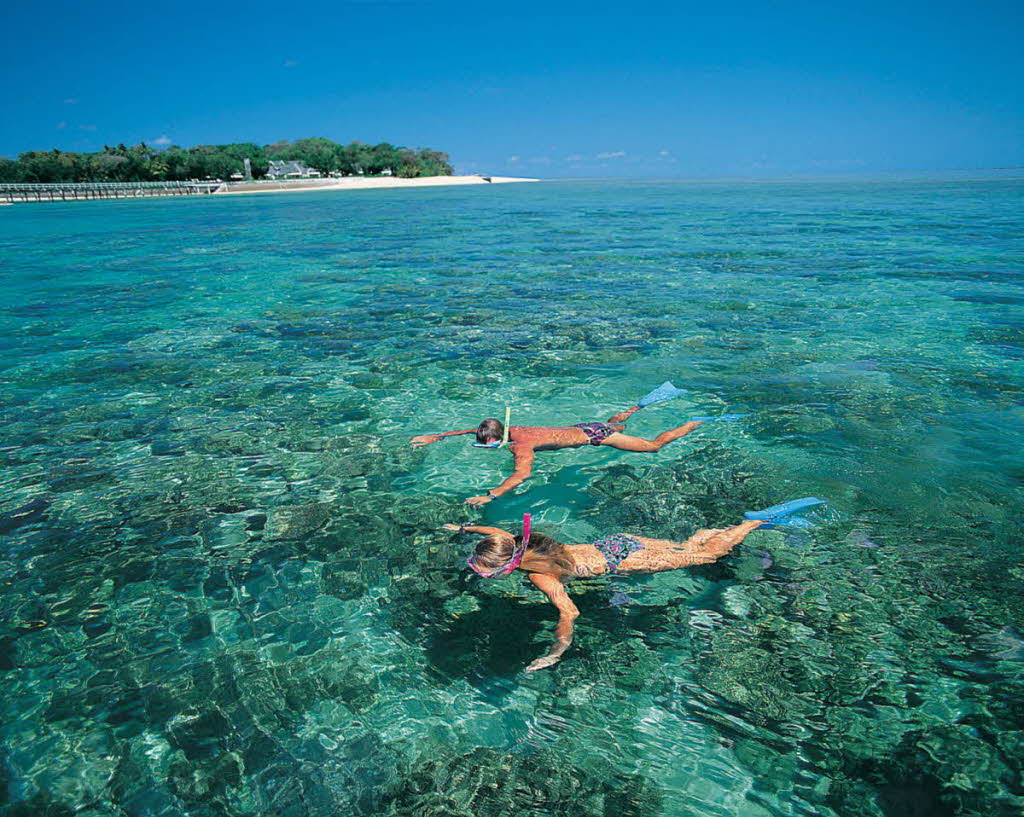 travel-activities-Snorkeling