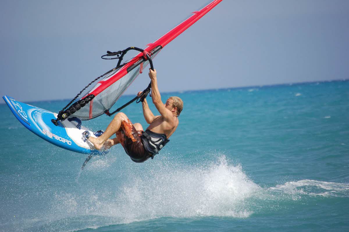 travel-activities-Wind-Surfing